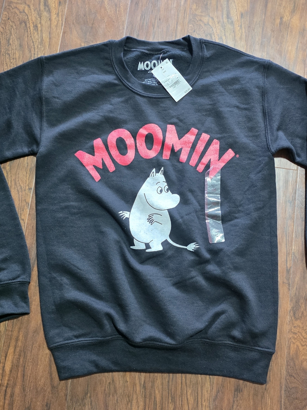 Women's XXS Black Crewneck Moomin Fleece Graphic Pullover Sweatshirt.